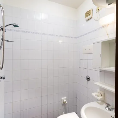 Апартаменти Cinzia Pool *