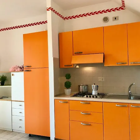 Cinzia Pool * Бібіоне